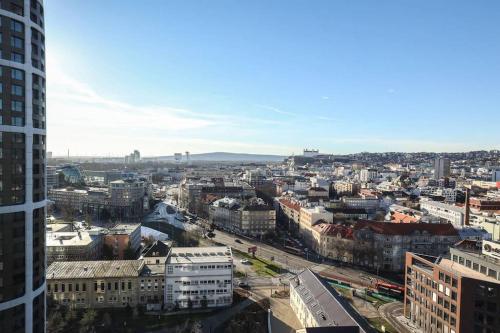 Skypark Luxury apartment with skyline view & free parking, Bratislava (Foto 7)