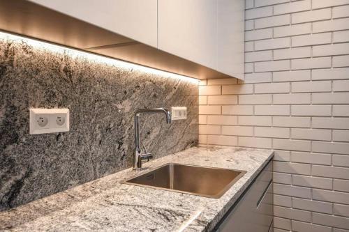 Skypark Luxury apartment with skyline view & free parking, Bratislava (Foto 5)