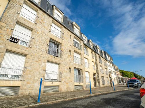 Apartment Le Surcouf by Interhome in Etables-Sur-Mer