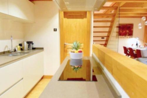 Konyha, 8-Person Chalet with Hot Tub in Portes du Soleil in Montriond