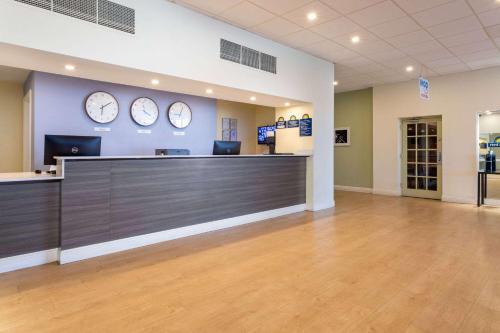 Days Inn by Wyndham Titusville Kennedy Space Center in Titusville, USA
