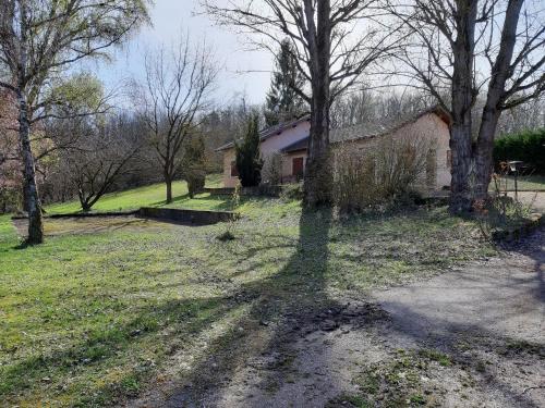 Viesnīcas āriene, L'Orée du Golf 2étoiles Proche Bourgoin & l'Isle d'Abeau (L'Oree du Golf 2etoiles Proche Bourgoin & l'Isle d'Abeau) in Saint-Alban-de-Roche