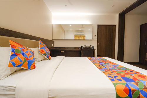 FabHotel Karpagam