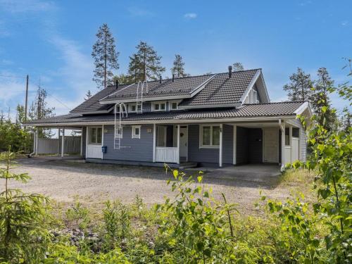 Holiday Home Tahkonkallio 34 b by Interhome