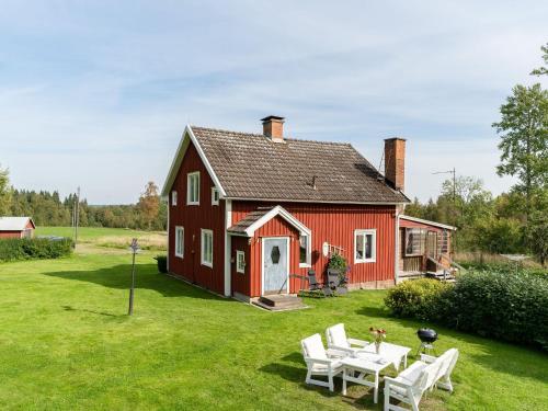 Holiday Home Hultet - VGT098 by Interhome - Mullsjö