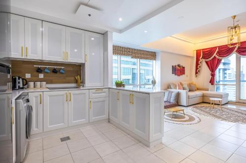 Lake Terrace I JLT I 1 Bedroom Apartment - image 4