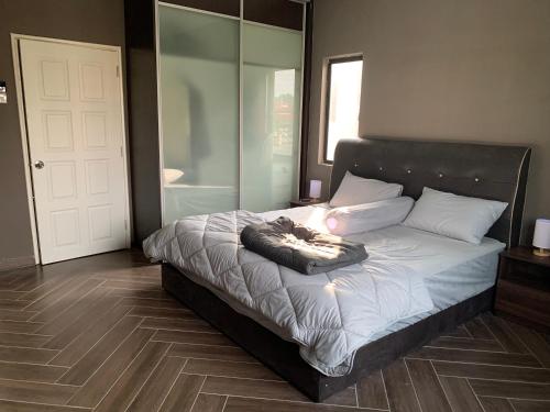 Homestay Modern Semi D - Bandar Country Homes