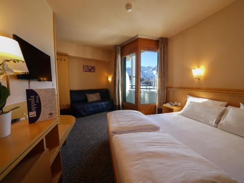 Hotel Club Uappala Sestriere - Tap to explore photos
