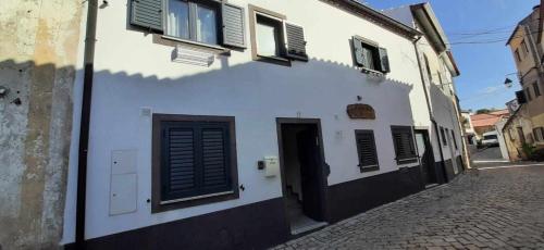 Casa das Matriarcas - Casa da Avó Benvinda (Casa das Matriarcas - Casa da Avo Benvinda) in בלמונטה