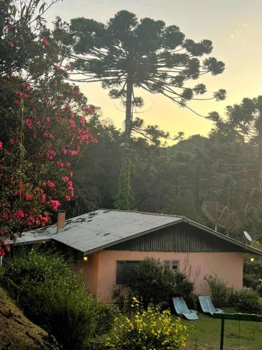 Casa em Campos do Jordão - 3 quartos, com churrasqueira