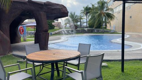 Swimming pool, Eurobuilding Express Barinas in Barinas