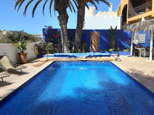 Agréable maison avec piscine et garage 9 pers photo 2