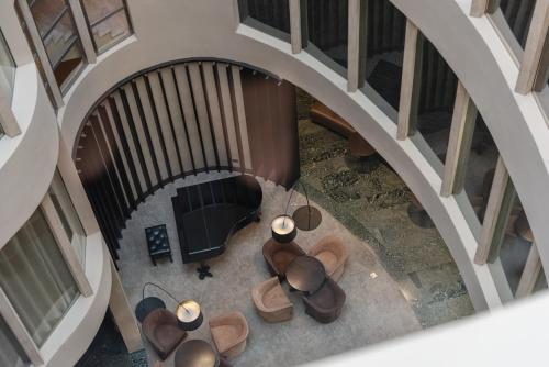 Atrium image 4