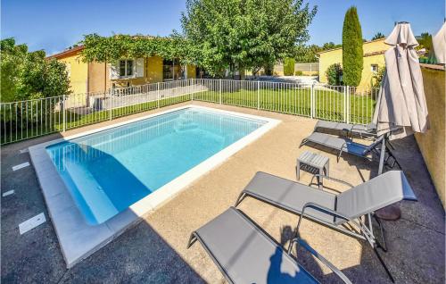 Beautiful Home In Lisle-sur-la-sorgue With Outdoor Swimming Pool - Location saisonnière - L'Isle-sur-la-Sorgue