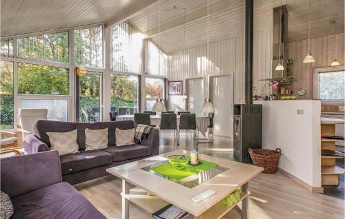  Amazing Home In Hadsund With Sauna in Helberskov