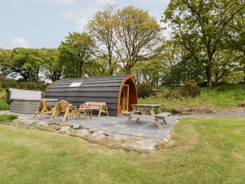 Exterior view, Llugwy Pod in Capel Garmon