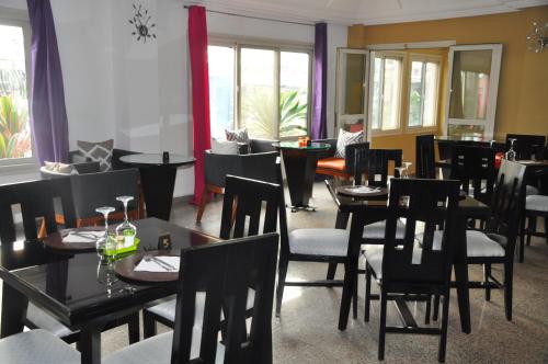 ห้องอาหาร, Futuris Hotel in ดูอาลา