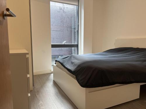 2 Bed Apartment-Sleeps 4-Free Parking, Mánchester (foto 5)