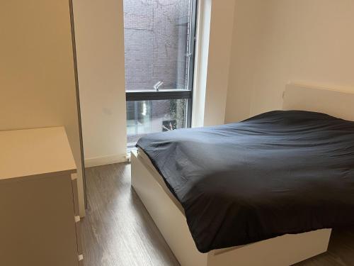 2 Bed Apartment-Sleeps 4-Free Parking, Mánchester (foto 6)