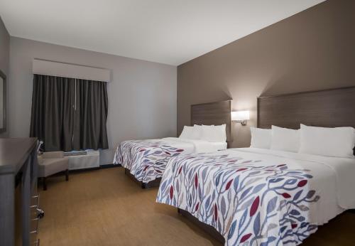 Deluxe Room with Two Queen Beds Disability Access Non-Smoking