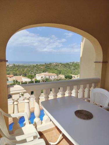 Villa avec piscine et vue panoramique à 15min de la plage!