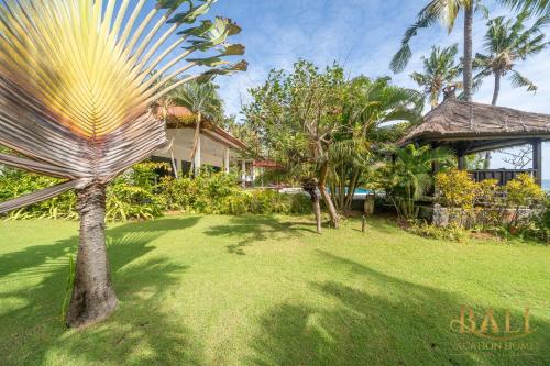 Villa Burung, Breathtaking oceanfront, infinity pool 3BR