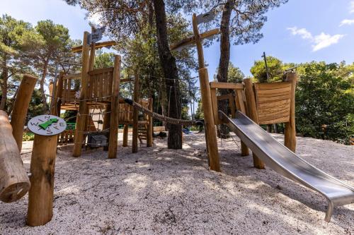 Porton Nature Hideouts – Rovinj, IA