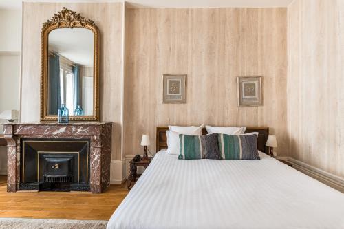 Globe Et Cecil - image 13