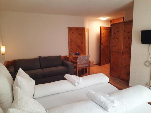 Hotel Schiffahrt - image 11