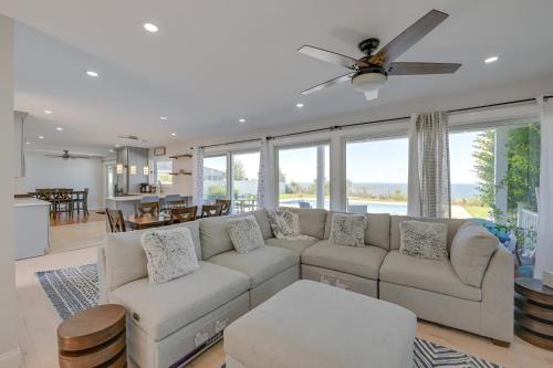 Spacious Rocky Point Retreat with Al Fresco Dining! in Rocky Point, USA