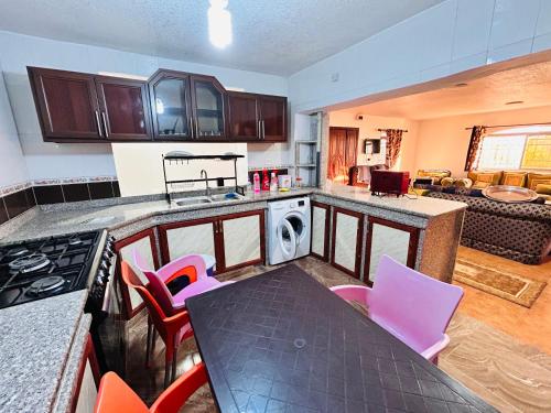 apartment between ajloun castle and Jerash ruins in เญราช