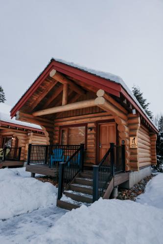 One-Bedroom Cabin #13