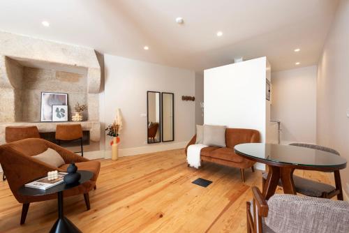Ando Living - Flores Townhouse in Porto