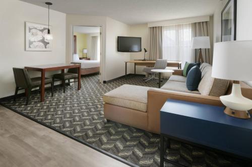 Residence Inn by Marriott Dallas Addison/Quorum Drive