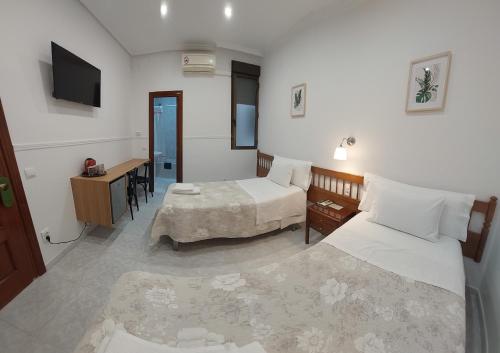 Hostal Dulcinea - image 9
