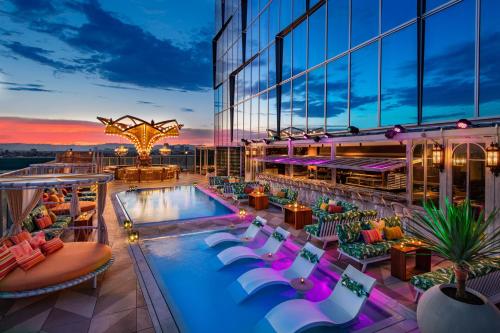 Moxy Downtown Los Angeles, Los Angeles