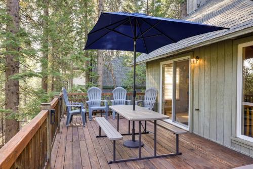 Cold Springs Mountain Cabin: Hot Tub & Generator in Pinecrest (CA)