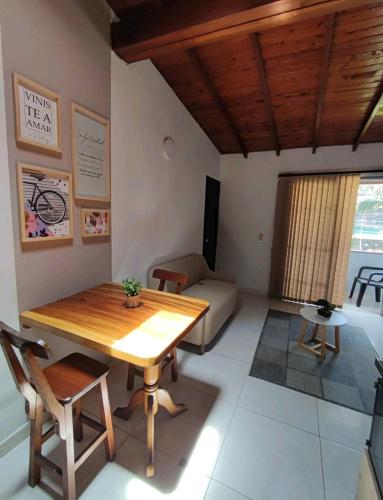 apartamento loft a media cuadra de la estación floresta, Medellín (zdjęcie 10)