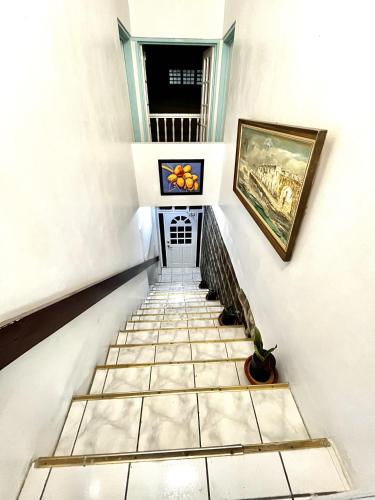 Įėjimas, E.W.B. Properties in Basseterre