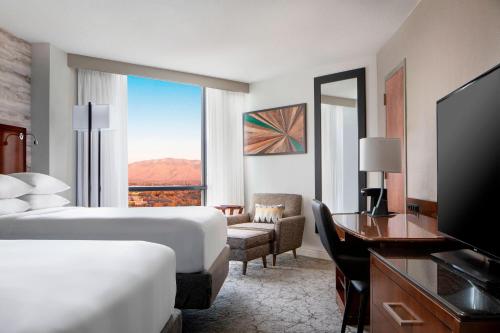 Marriott Albuquerque - image 13