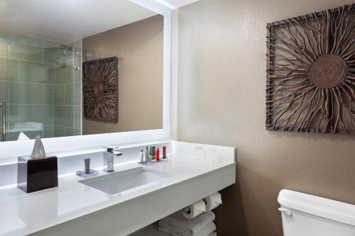 Marriott Albuquerque - image 11
