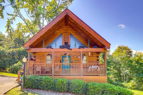 Pigeon Forge Vacation Rental - Walk Downtown! in Pigeon Forge, USA