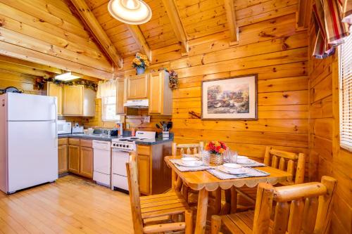 Pigeon Forge Vacation Rental - Walk Downtown! in Pigeon Forge, USA