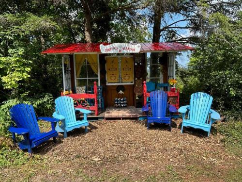 Sundance of Blantyre Lodge w Hot Tub & Sauna House