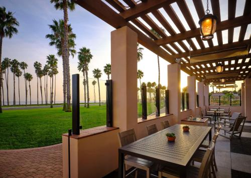 Hilton Santa Barbara Beachfront Resort