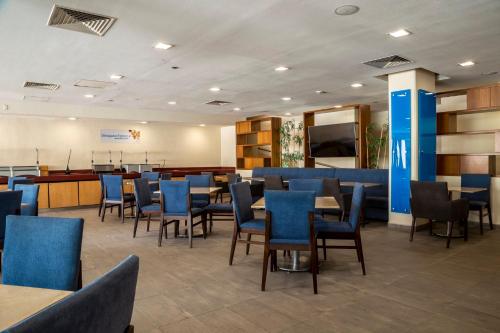495698730 Holiday Inn Express Guadalajara Expo by IHG