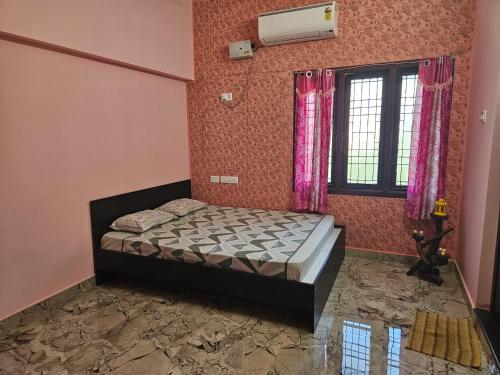 SHI's Spacious 2BHK Home Stay at Thanjavur