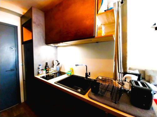 Apartment with Balcony image 4