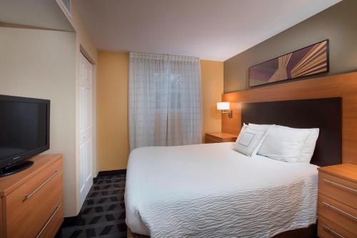 Photo - TownePlace Suites by Marriott Atlanta Alpharetta