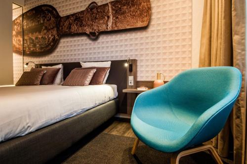 2 twin beds